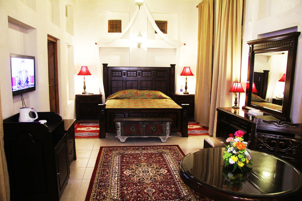 Arabian Courtyard Hotel & Spa Dubai Exterior foto