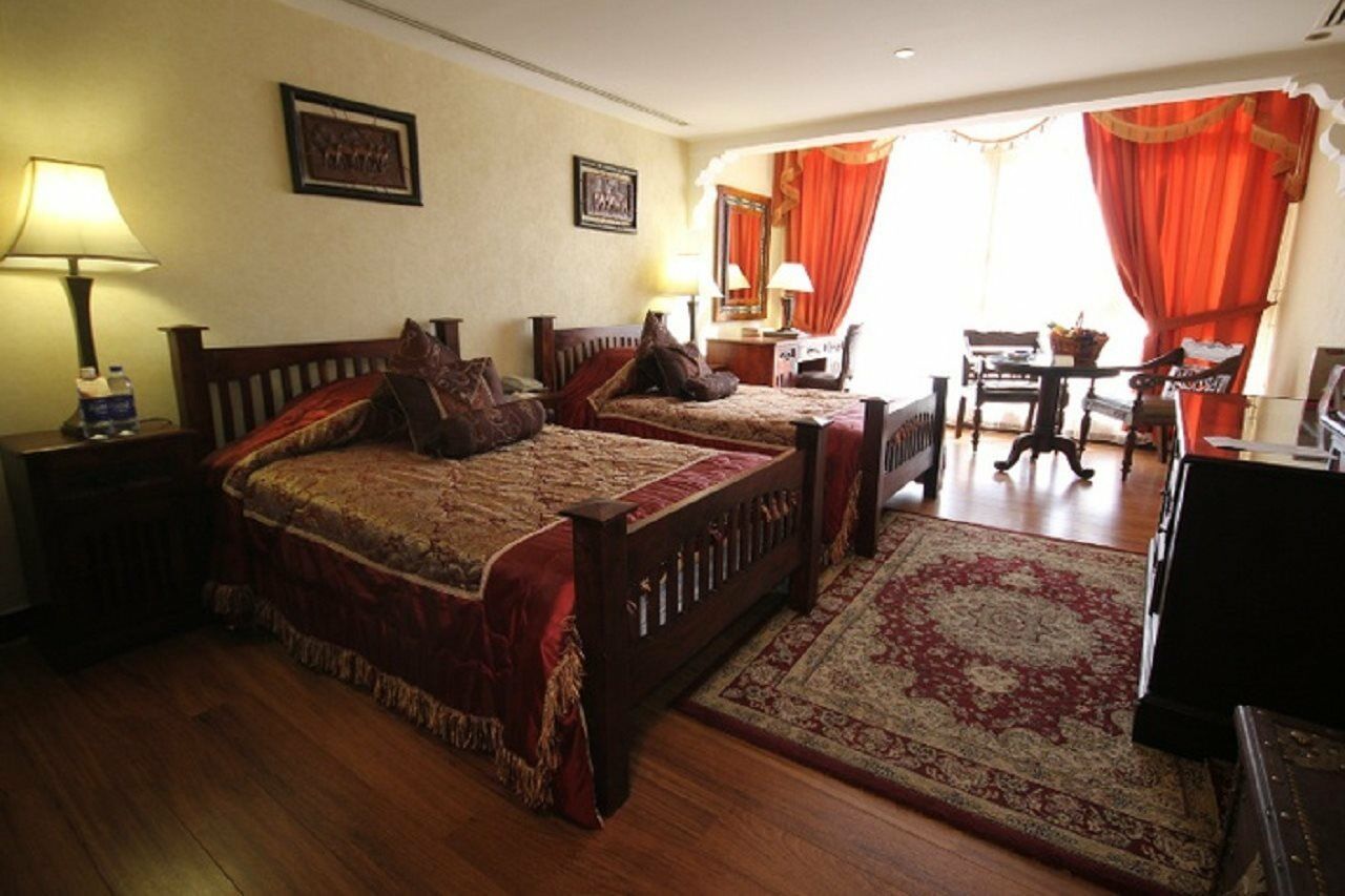 Arabian Courtyard Hotel & Spa Dubai Exterior foto